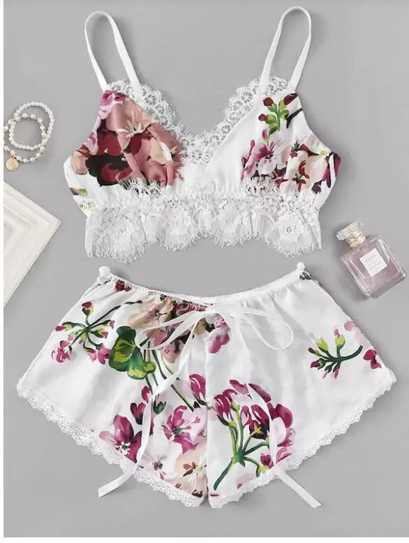 Romantic Floral Lace Lingerie Set